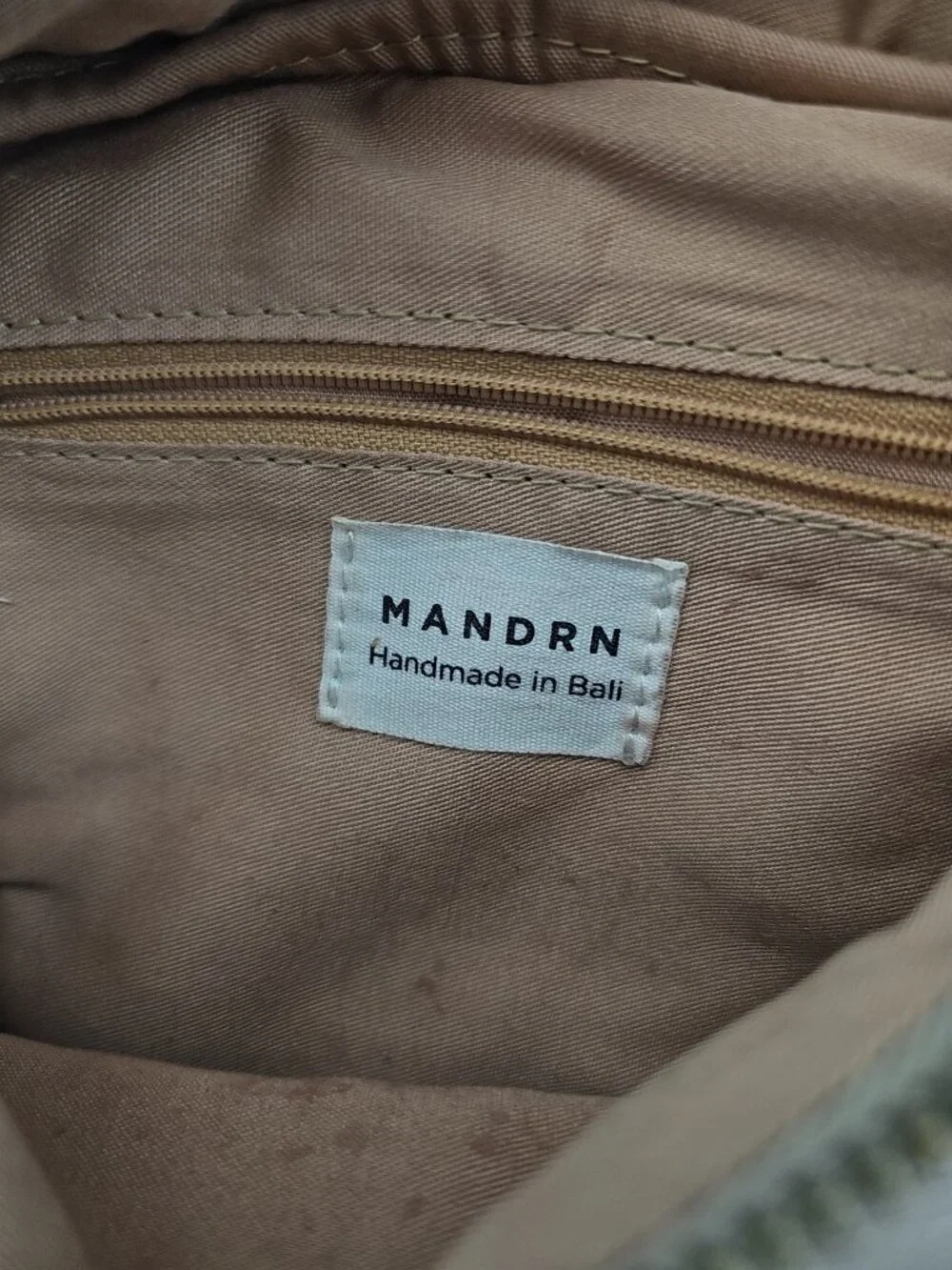 MANDRN Beige Leather Belt Bag
